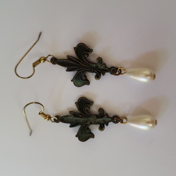 4 pairs vintage fashion earrings - Picture 5 of 11